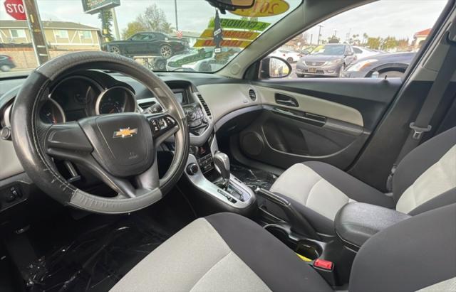 used 2014 Chevrolet Cruze car, priced at $8,495