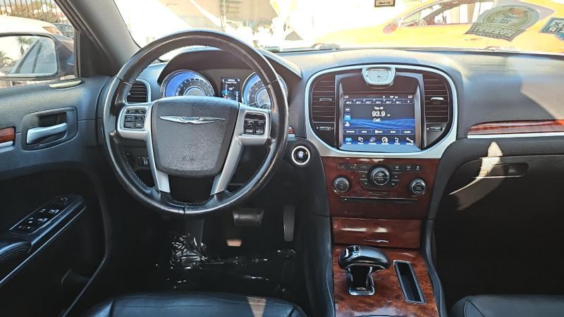 used 2014 Chrysler 300 car