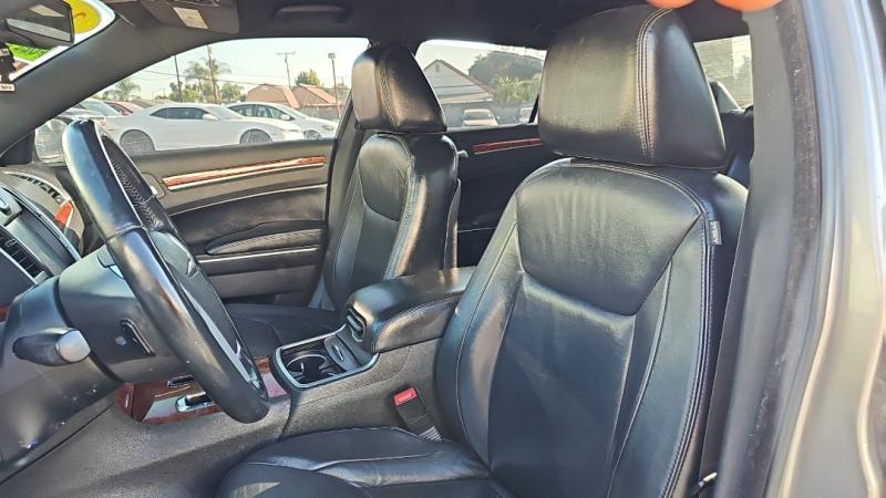 used 2014 Chrysler 300 car