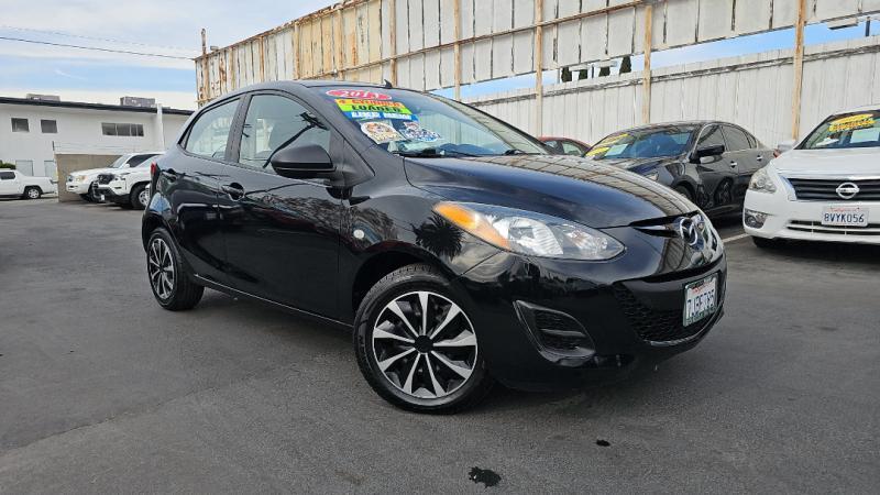 used 2013 Mazda Mazda2 car