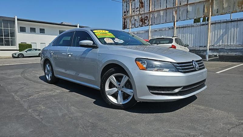 used 2014 Volkswagen Passat car