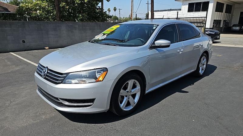 used 2014 Volkswagen Passat car