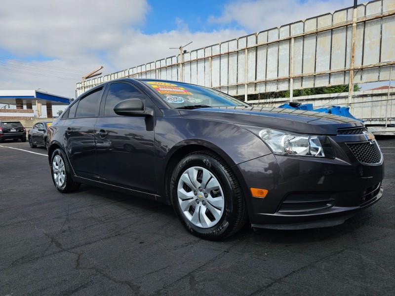 used 2014 Chevrolet Cruze car, priced at $7,995