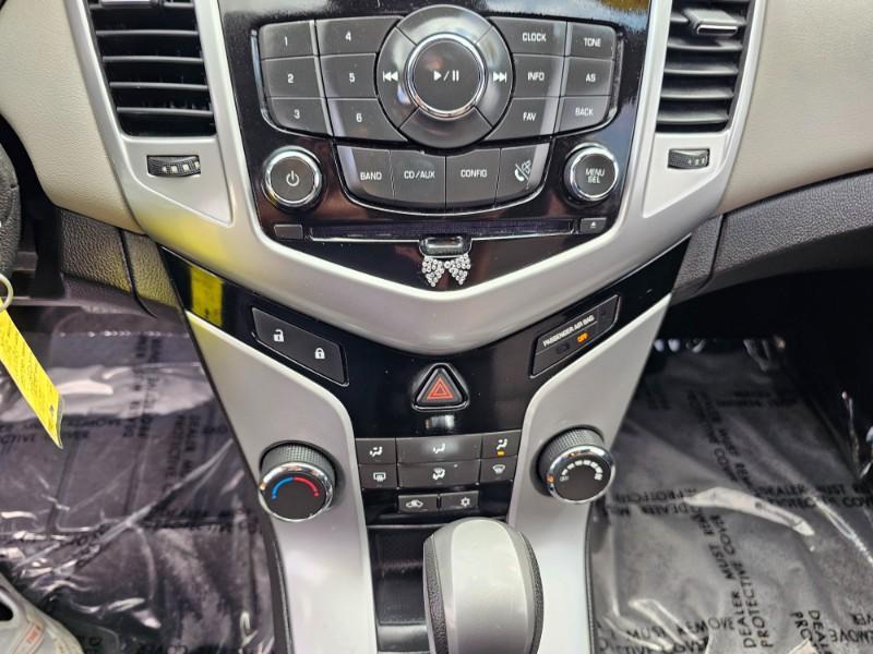 used 2014 Chevrolet Cruze car, priced at $7,995
