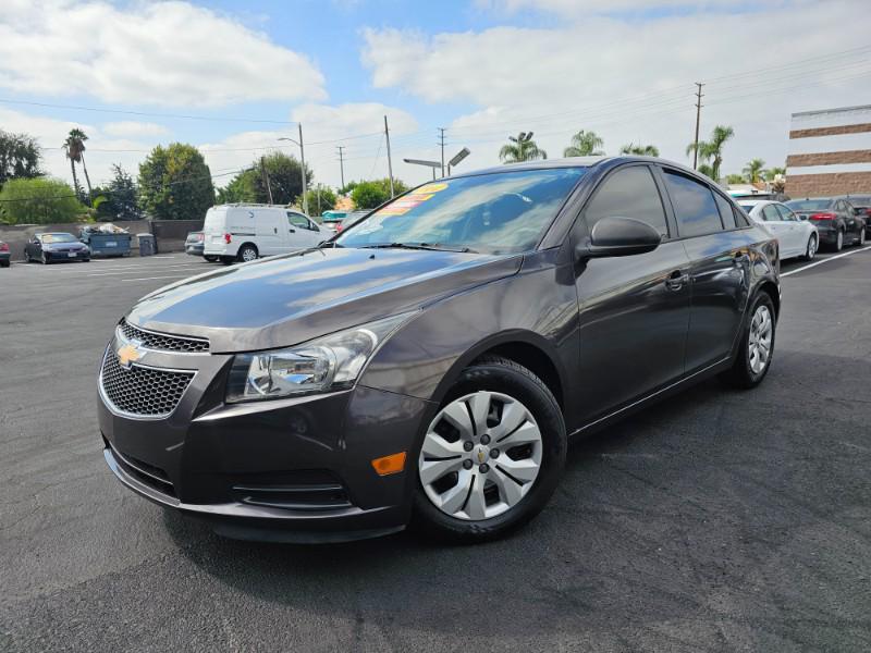 used 2014 Chevrolet Cruze car, priced at $7,995