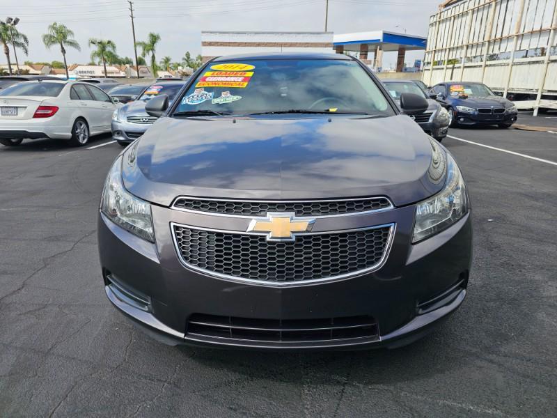 used 2014 Chevrolet Cruze car, priced at $7,995