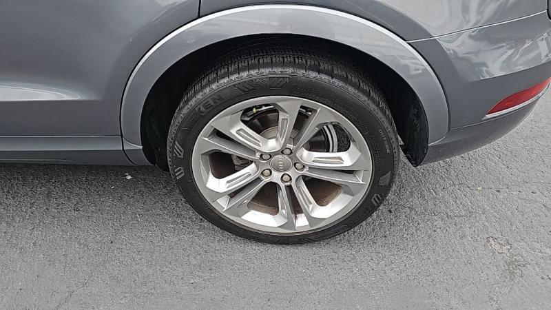 used 2015 Audi Q3 car