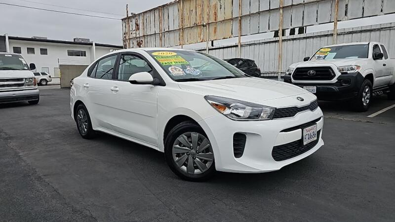 used 2020 Kia Rio car