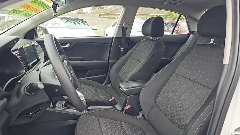 used 2020 Kia Rio car