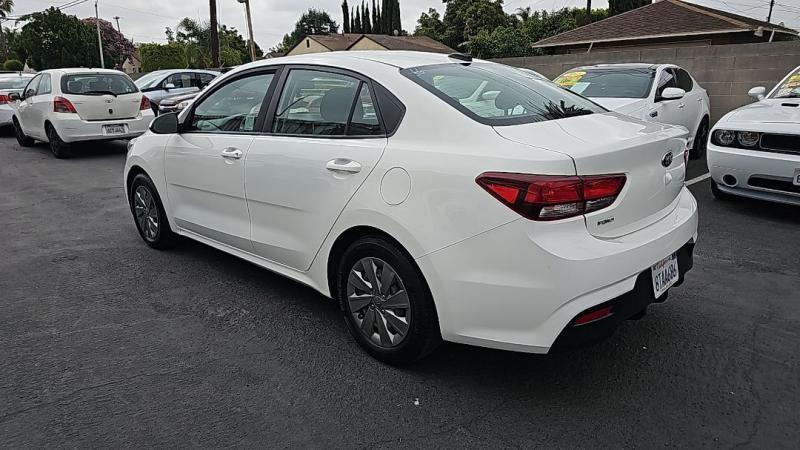used 2020 Kia Rio car