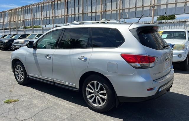 used 2014 Nissan Pathfinder car, priced at $9,390