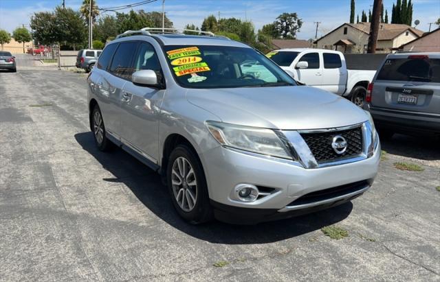 used 2014 Nissan Pathfinder car, priced at $9,390