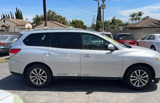 used 2014 Nissan Pathfinder car, priced at $9,390