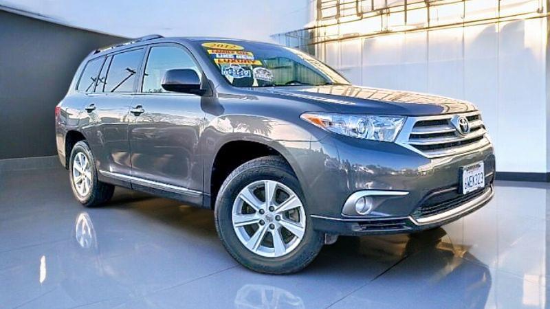 used 2012 Toyota Highlander car, priced at $13,888