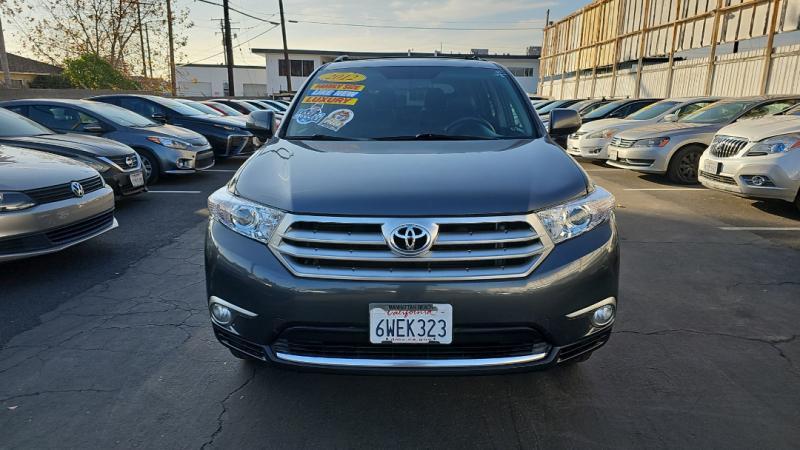 used 2012 Toyota Highlander car, priced at $13,888