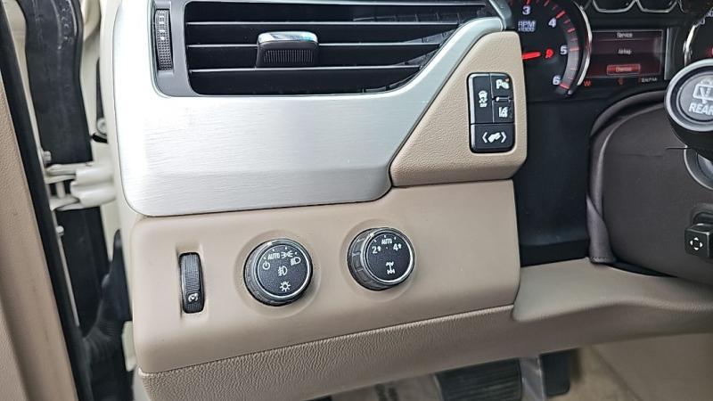 used 2015 GMC Yukon car, priced at $21,388