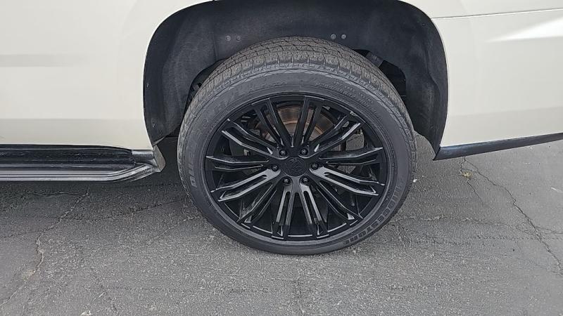 used 2015 GMC Yukon car, priced at $21,388