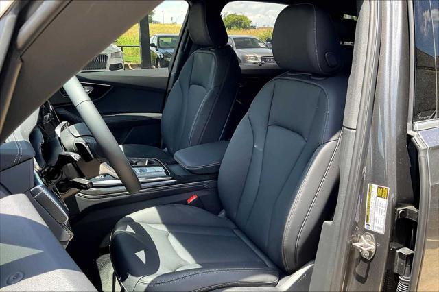 new 2025 Audi Q7 car, priced at $76,350