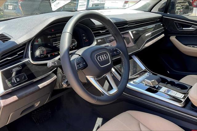 new 2025 Audi Q7 car, priced at $76,555