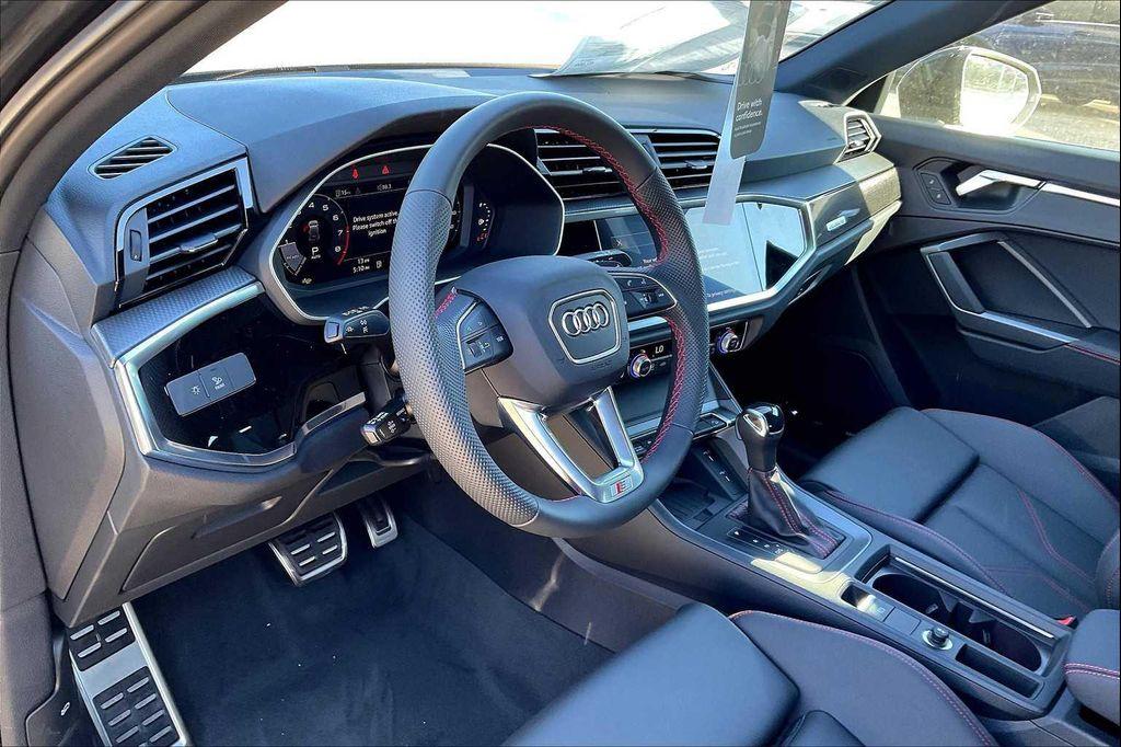 new 2025 Audi Q3 car, priced at $44,759