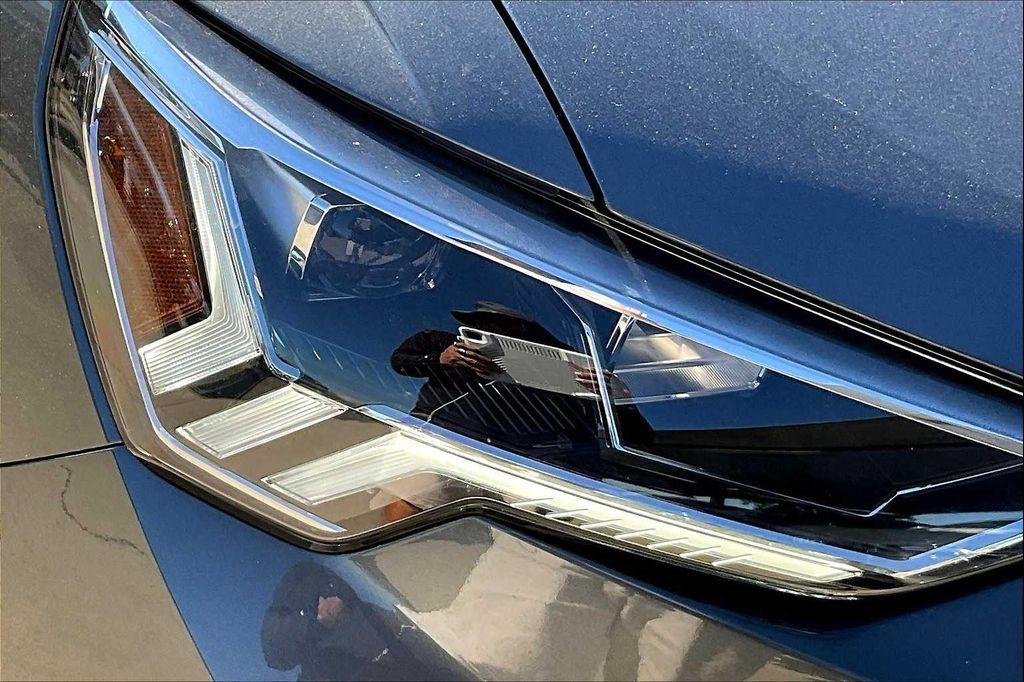 new 2025 Audi Q3 car, priced at $44,759