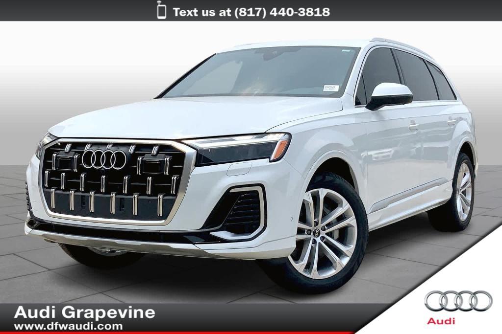 new 2025 Audi Q7 car, priced at $67,593