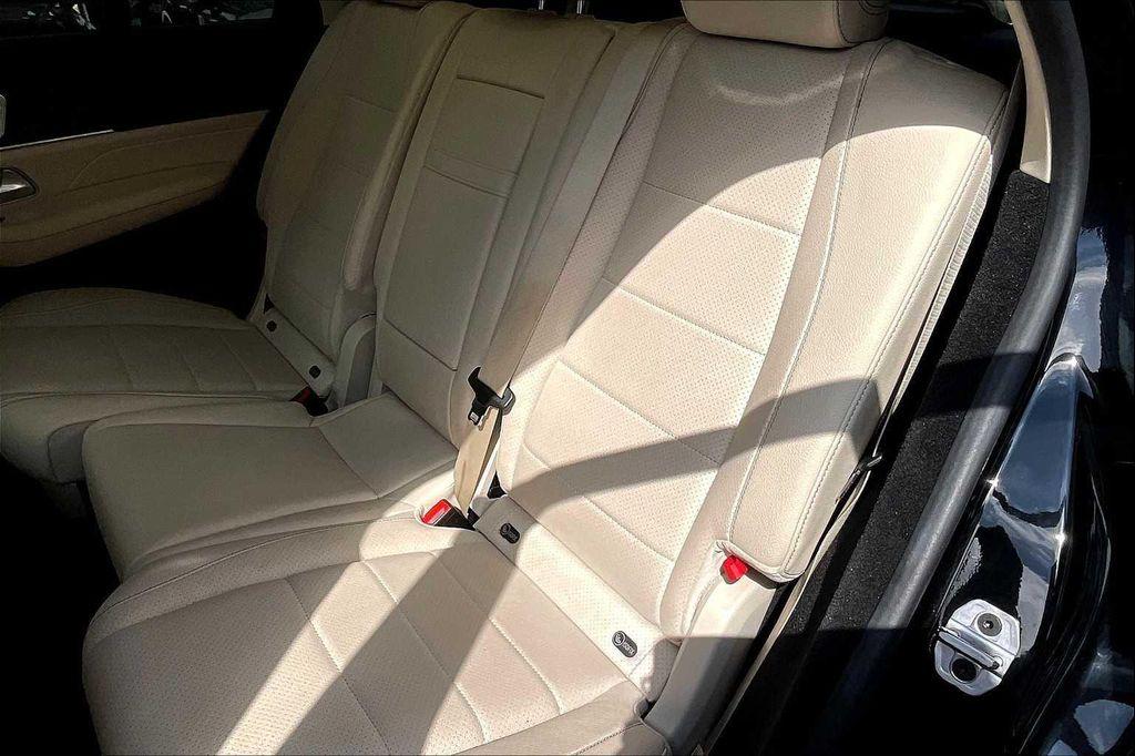 used 2021 Mercedes-Benz GLE 350 car, priced at $40,000