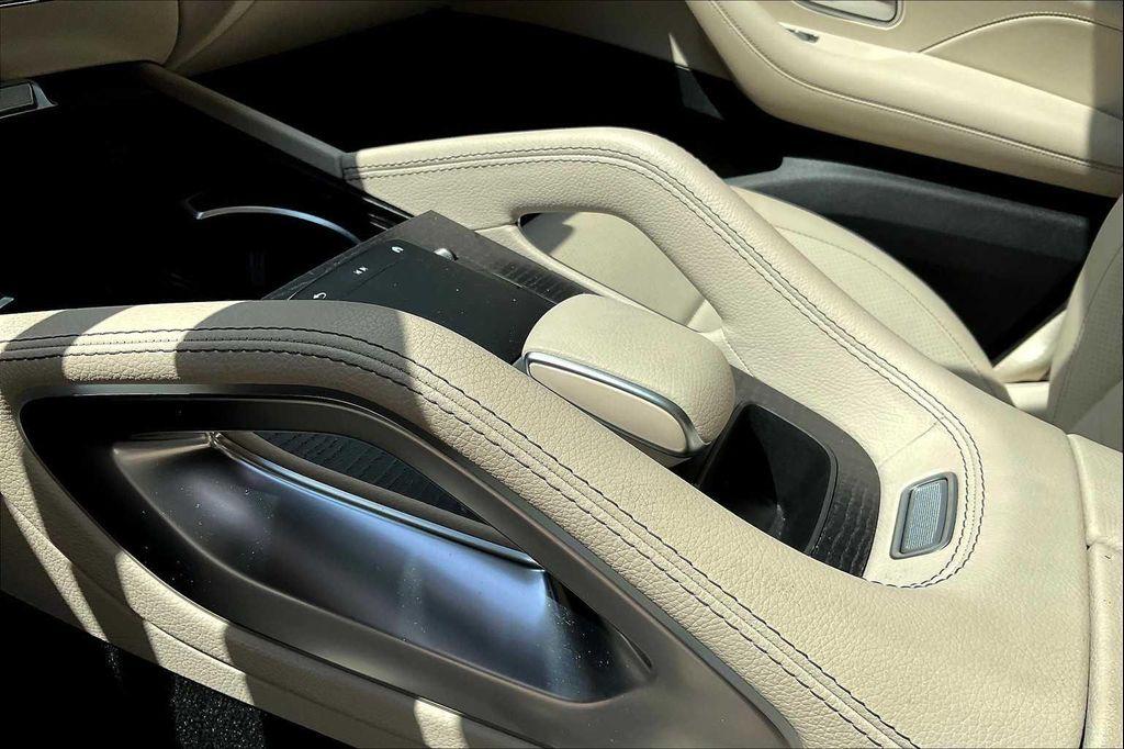 used 2021 Mercedes-Benz GLE 350 car, priced at $40,000