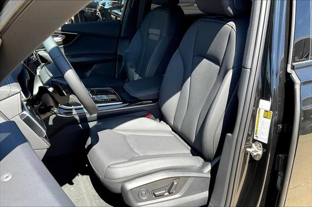 new 2025 Audi Q7 car, priced at $78,805