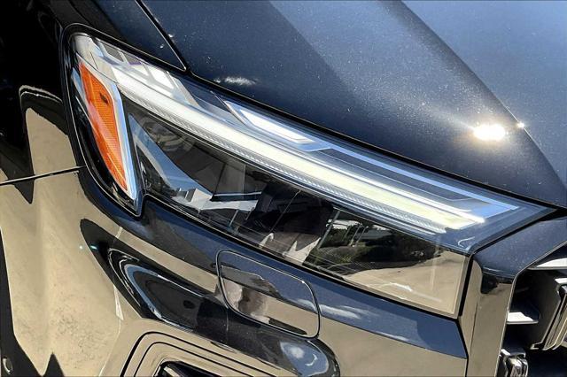 new 2025 Audi Q7 car, priced at $78,805