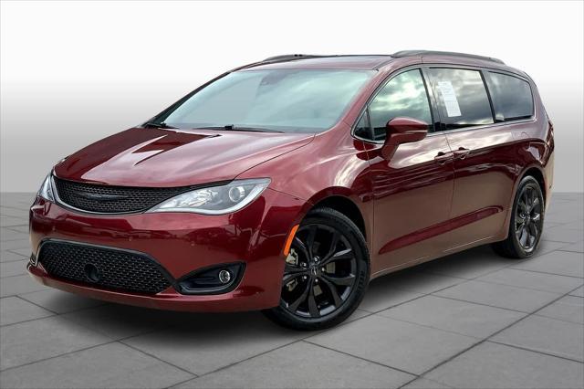 used 2020 Chrysler Pacifica car, priced at $28,000