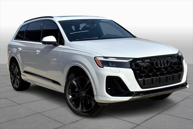 new 2025 Audi Q7 car, priced at $77,605