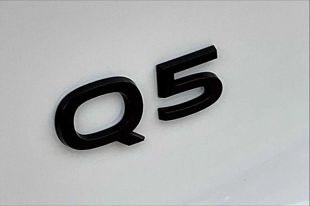 new 2025 Audi Q5 car, priced at $60,440