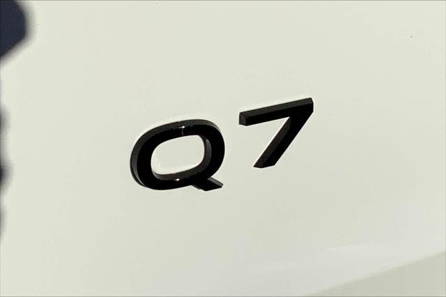 new 2025 Audi Q7 car, priced at $69,305