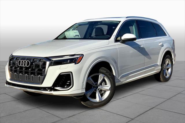 new 2025 Audi Q7 car, priced at $69,305