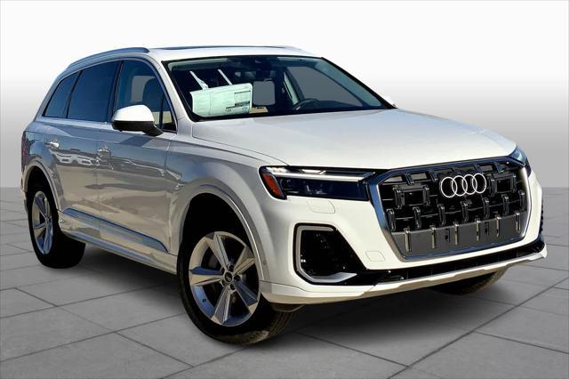 new 2025 Audi Q7 car, priced at $69,305