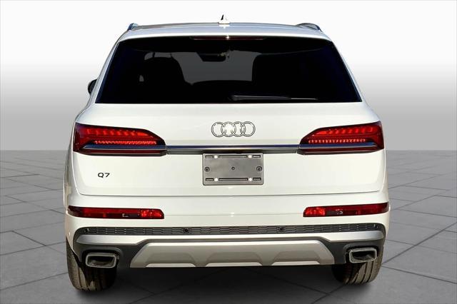 new 2025 Audi Q7 car, priced at $69,305