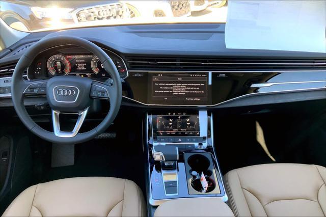 new 2025 Audi Q7 car, priced at $69,305