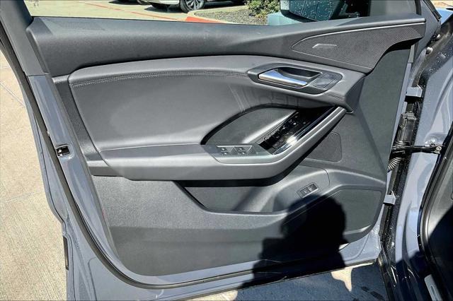 new 2025 Audi Q6 e-tron car, priced at $75,155