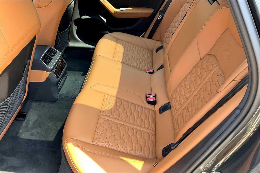 new 2026 Audi RS 6 Avant car, priced at $156,865