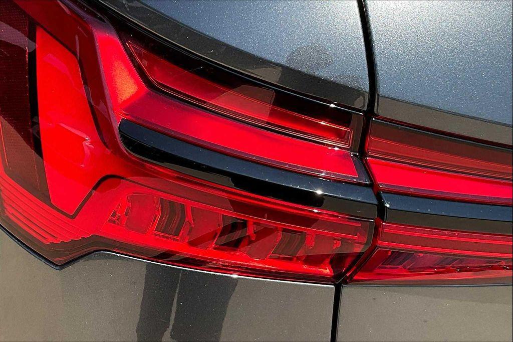 new 2026 Audi RS 6 Avant car, priced at $156,865