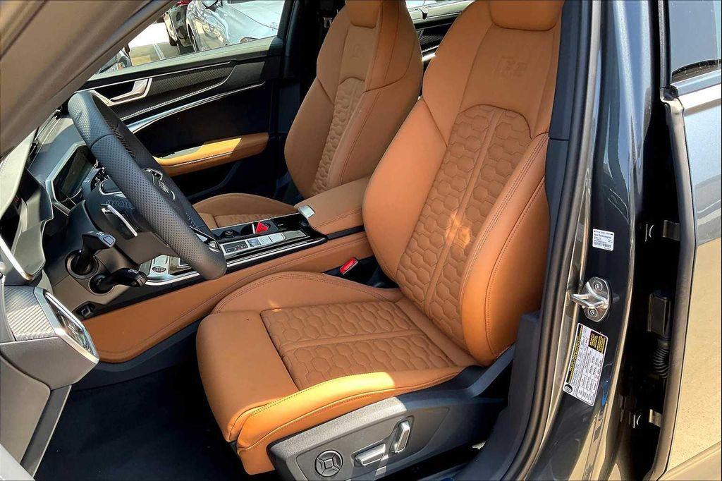 new 2026 Audi RS 6 Avant car, priced at $156,865