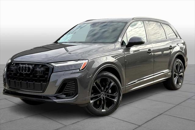 new 2025 Audi Q7 car, priced at $77,840