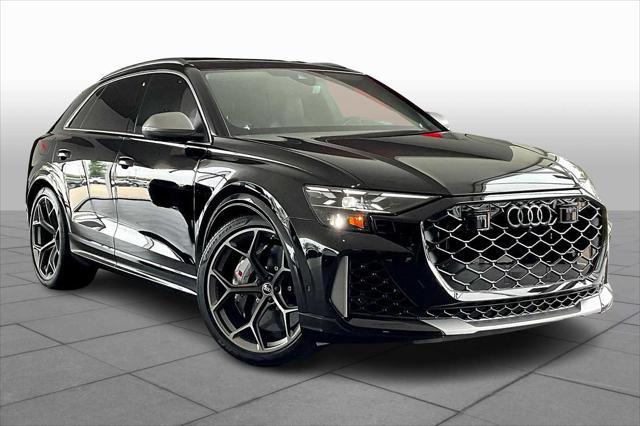new 2025 Audi RS Q8 car, priced at $157,535