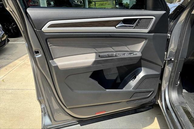 used 2022 Volkswagen Atlas car, priced at $26,000