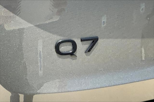 new 2025 Audi Q7 car, priced at $68,620