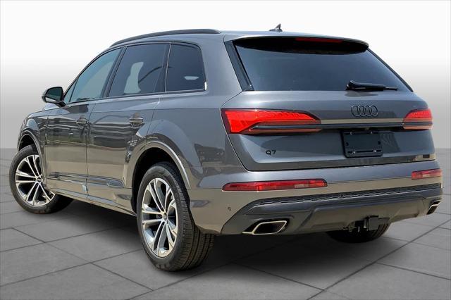 new 2025 Audi Q7 car, priced at $68,620