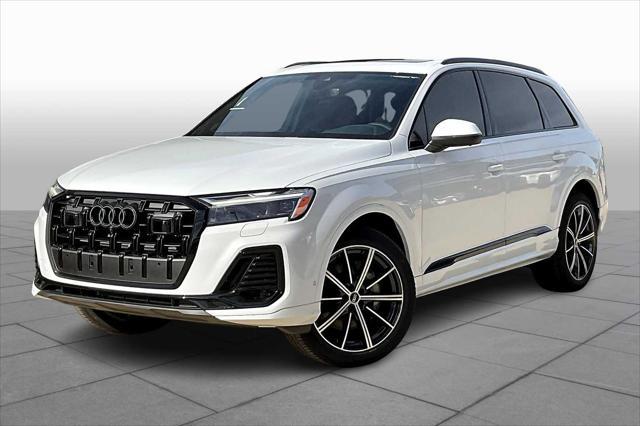 new 2025 Audi Q7 car, priced at $72,070