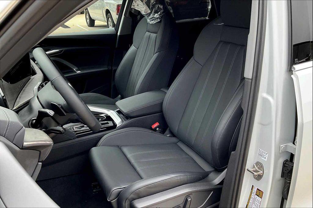 new 2025 Audi Q5 car, priced at $64,850