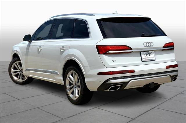 new 2025 Audi Q7 car, priced at $75,700